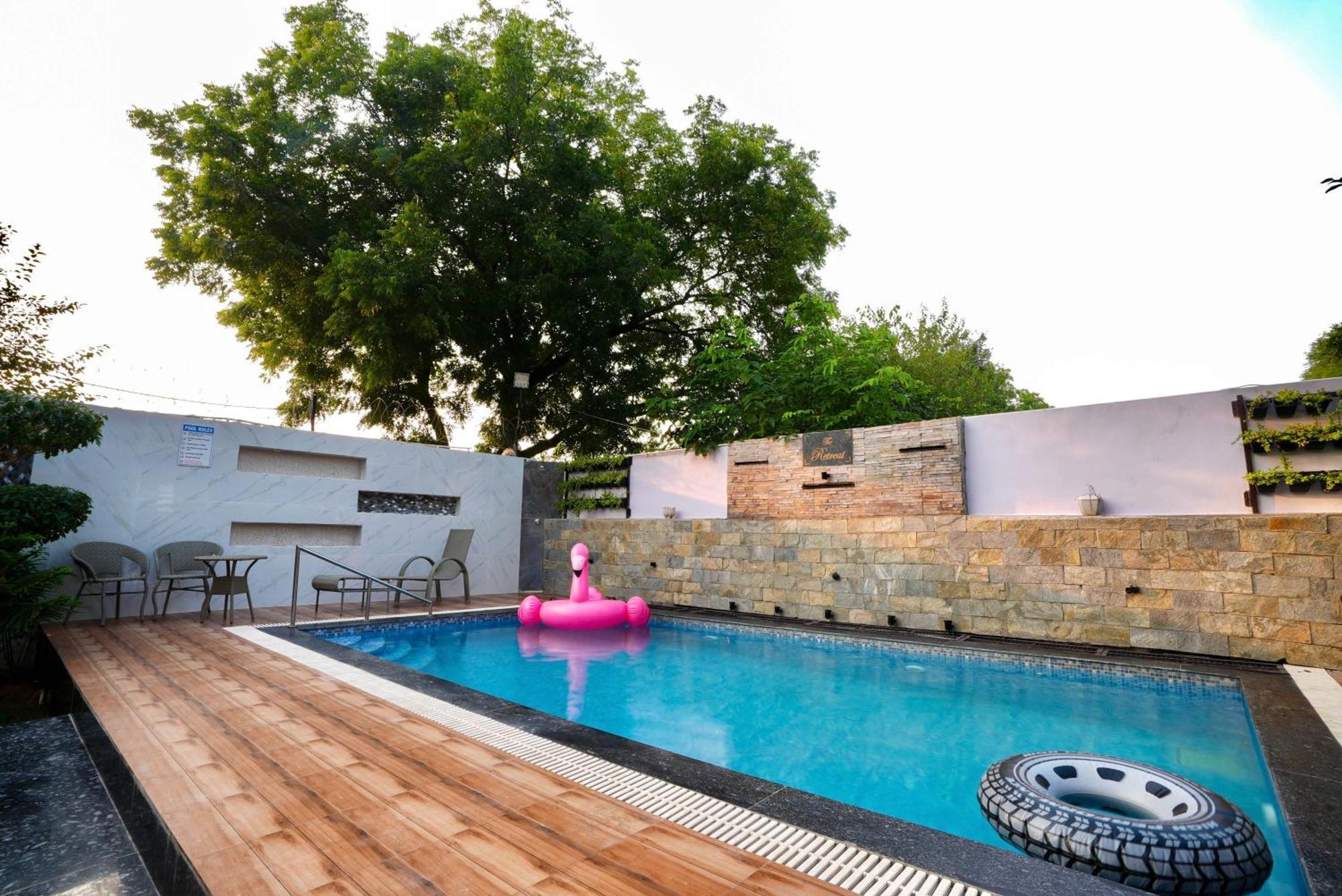 Farm The Retreat - With Private Pool Villa Manesar Ngoại thất bức ảnh